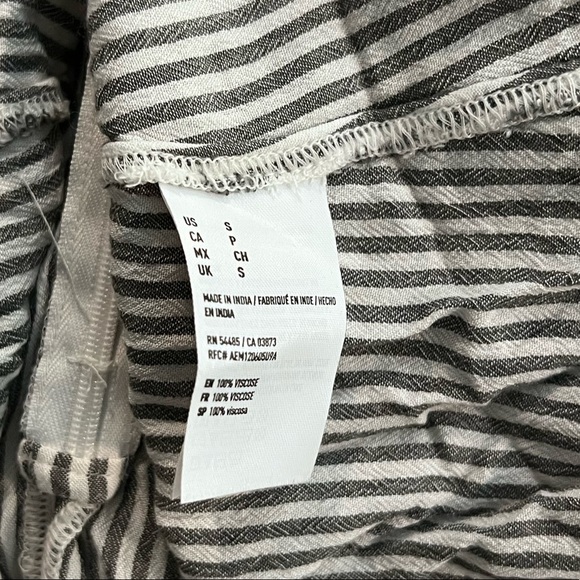 American Eagle Outfitters, Precious Railroad Striped Dress, Excellent Condition - Picture 10 of 11